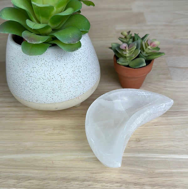 Selenite Crescent Moon Bowl-Bowls-Angelic Healing Crystals Wholesale
